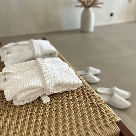 빌라 Thea Cave - Heated Infinity Pool 이아