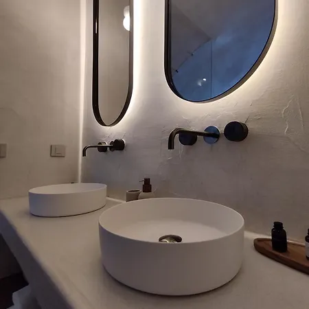 Thea Cave - Heated Infinity Pool *