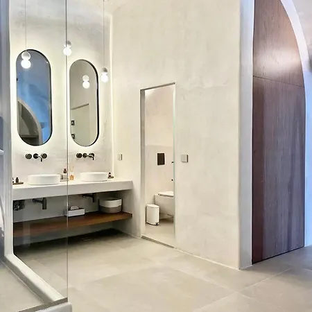 Thea Cave - Heated Infinity Pool 빌라