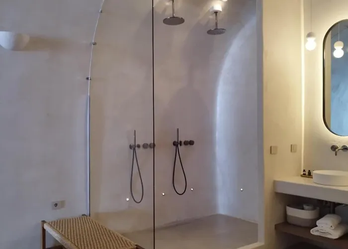 Thea Cave - Heated Infinity Pool Вилла Ия