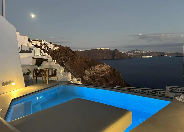 Thea Cave - Heated Infinity Pool Ía