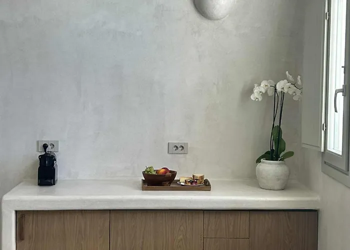 فيلة Thea Cave - Heated Infinity Pool *